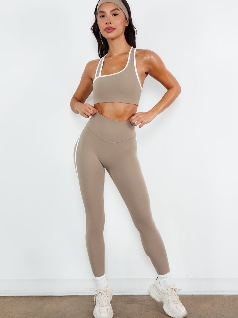 Cloud II Pant - cashew contrast
Contrast